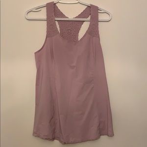 Light purple tank top / Lululemon